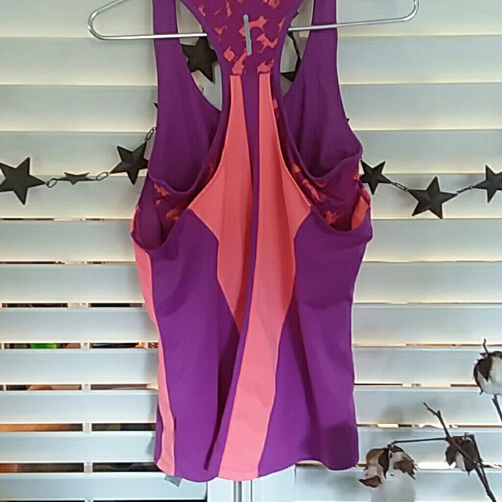 racerback top - Picture 3 of 4